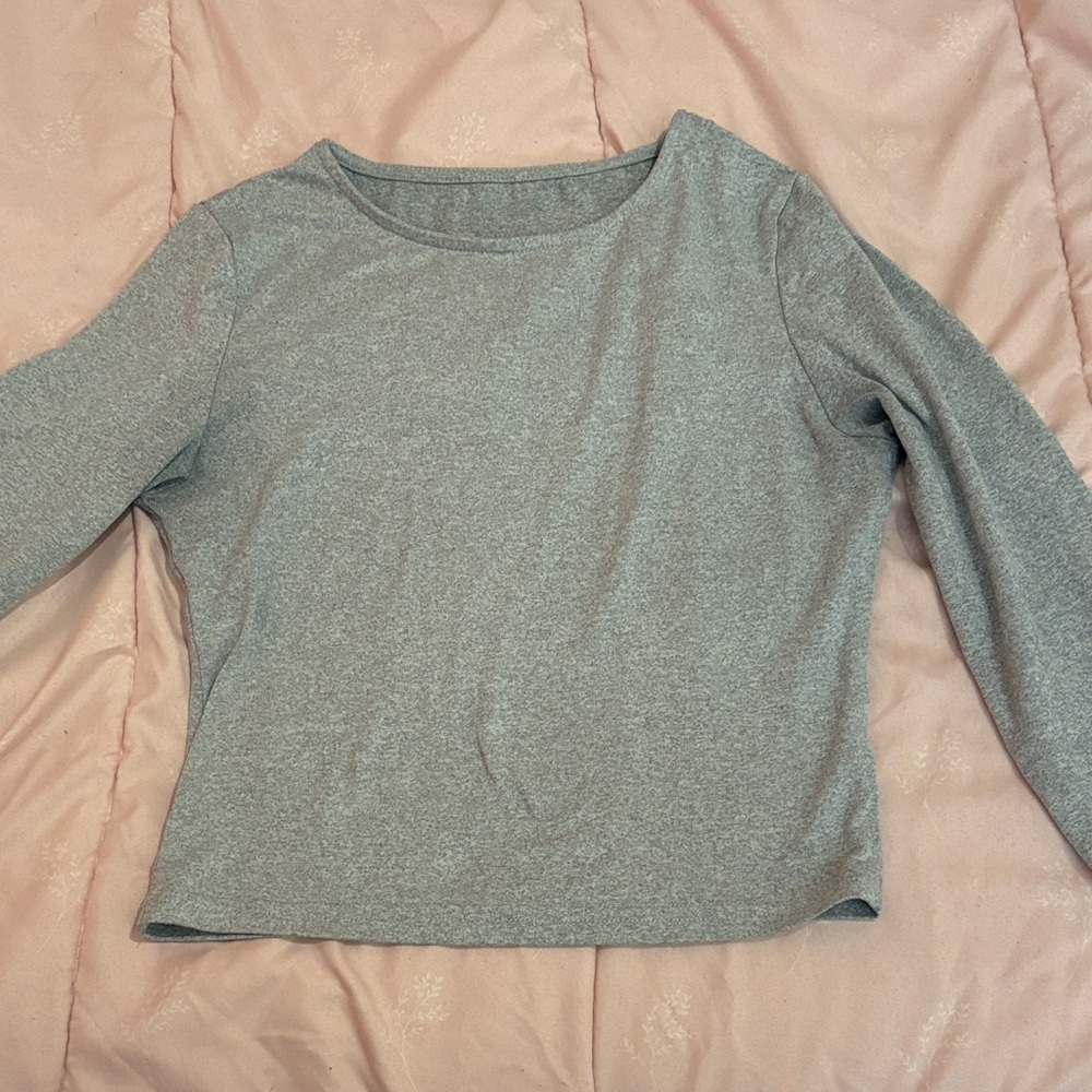 Classic Long-Sleeve Crop top — Heather Gray